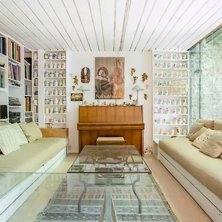 Apartment Veeve - Saint Lambert Trinkets Paris